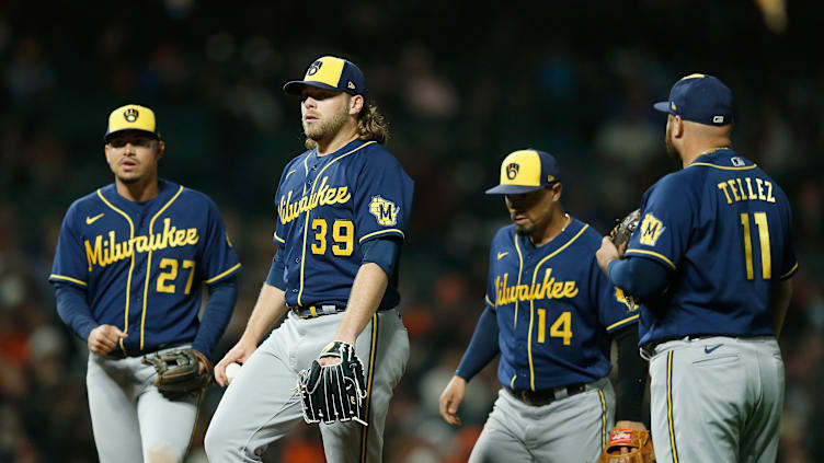 Milwaukee Brewers v San Francisco Giants