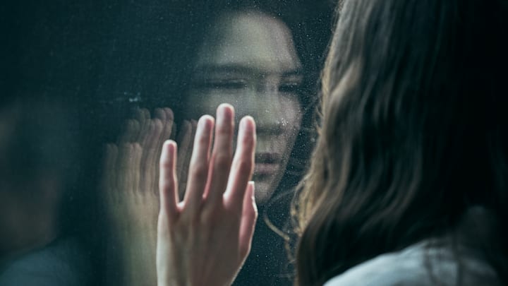 The Glass Dome. Léonie Vincent as Lejla in Glaskupan