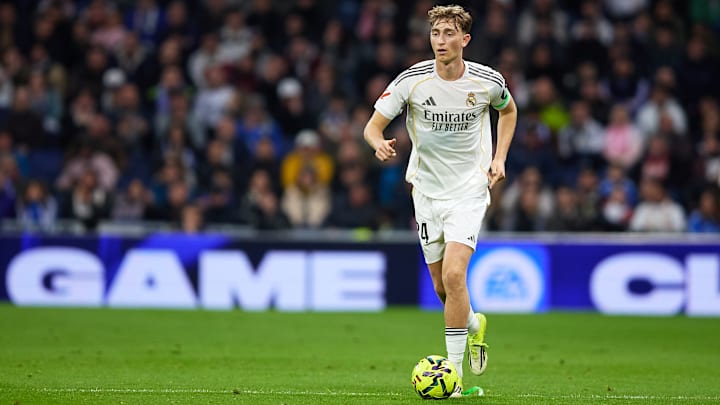 Le Real Madrid cherche un partenaire à associer à Dean Huijsen.