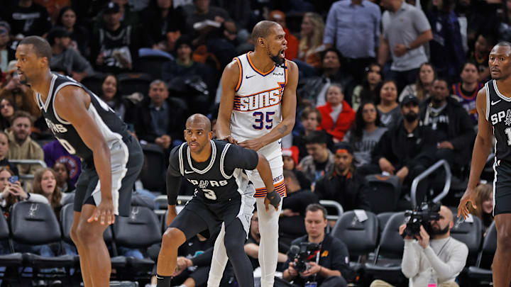 Phoenix Suns v San Antonio Spurs