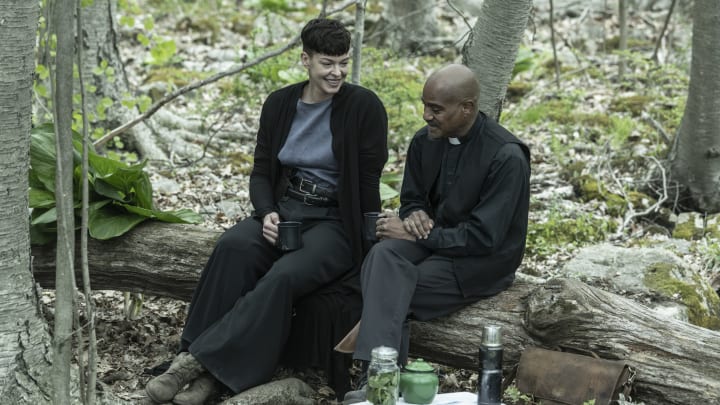 Pollyanna McIntosh as Jadis, Seth Gilliam as Father Gabriel Stokes - The Walking Dead: The Ones Who Live _ Season 1, Episode 5 - Photo Credit: Gene Page/AMC