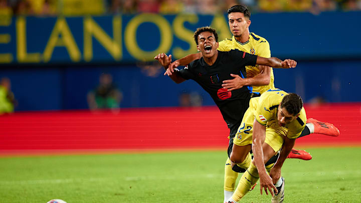 Villarreal CF v FC Barcelona - La Liga EA Sports Villarreal CF v FC Barcelona - La Liga EA Sports