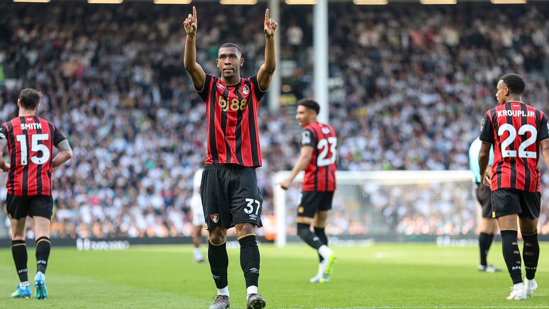 Rayan vive um grande momento no Bournemouth, time da Premier League Rayan vive um grande momento no Bournemouth, time da Premier League