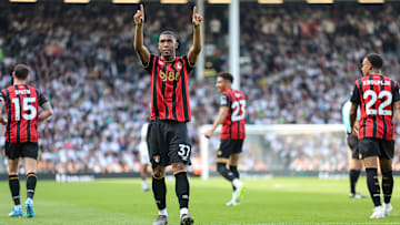 Rayan vive um grande momento no Bournemouth, time da Premier League