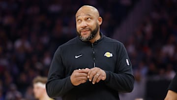 Los Angeles Lakers v Golden State Warriors