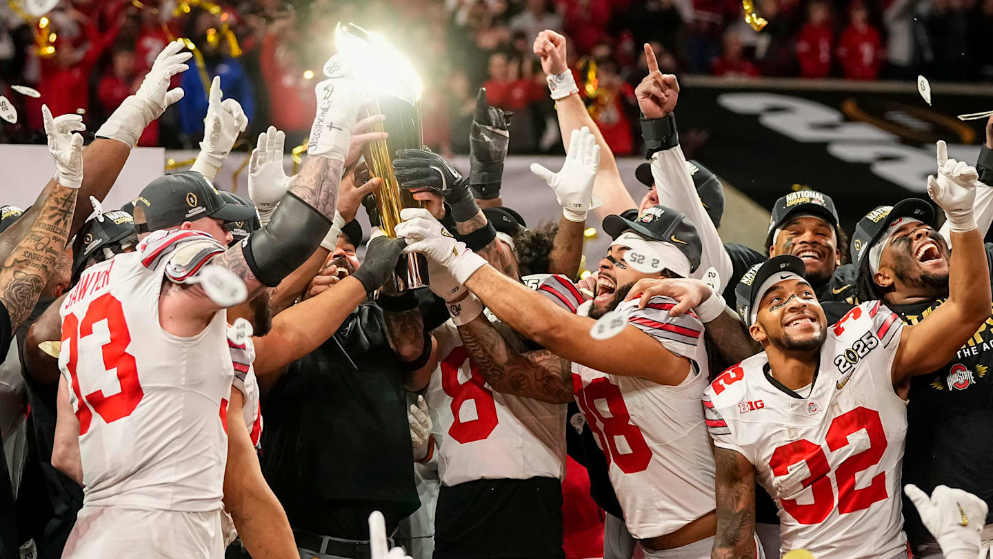 Forde-Yard Dash: Why 12 Teams in the College Football Playoff Are Enough - Sports Illustrated