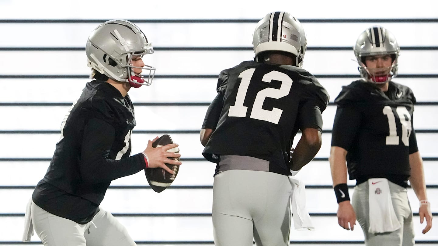 Ohio State Buckeyes QB Could Transfer This Offseason