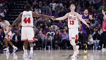 Chicago Bulls v Sacramento Kings