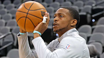 Dallas Mavericks v San Antonio Spurs