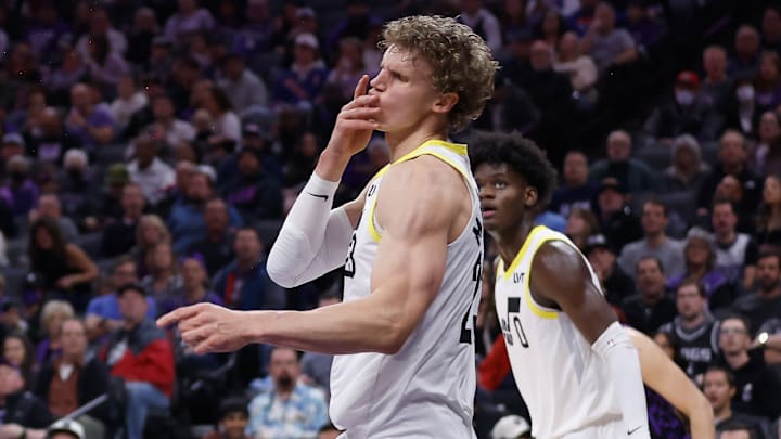 Utah Jazz v Sacramento Kings