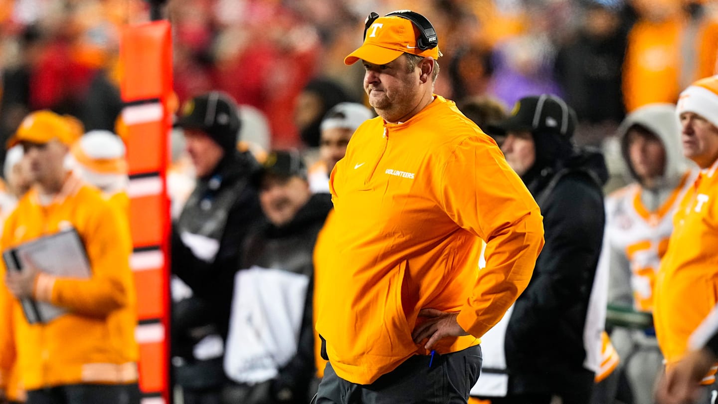 ESPN Predicts Tennessee Volunteers to Lose Quarterback to the Transfer Portal