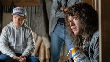 STRANGER THINGS. (L to R) Gaten Matarazzo as Dustin Henderson and Joseph Quinn as Eddie Munson in STRANGER THINGS
