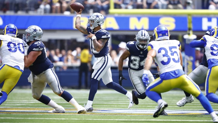 Dallas Cowboys v Los Angeles Rams