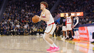 Minnesota Timberwolves v Golden State Warriors