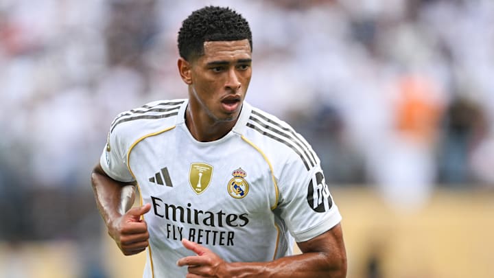 Jude Bellingham sera présent sur la jaquette d'EA FC 26, aux côtés de Jamal Musiala. Jude Bellingham sera présent sur la jaquette d'EA FC 26, aux côtés de Jamal Musiala.