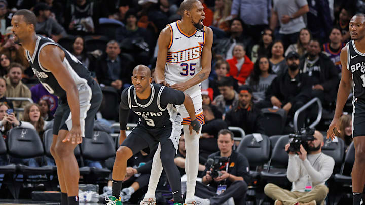 Phoenix Suns v San Antonio Spurs