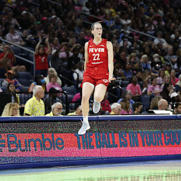 Indiana Fever guard Caitlin Clark (22) celebrates 