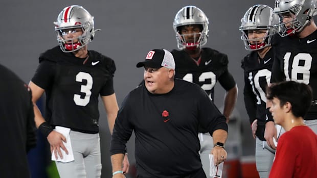Mar 5, 2024; Columbus, OH, USA; Ohio State Buckeyes offensive coordinator Chip Kelly works with the quarterbacks