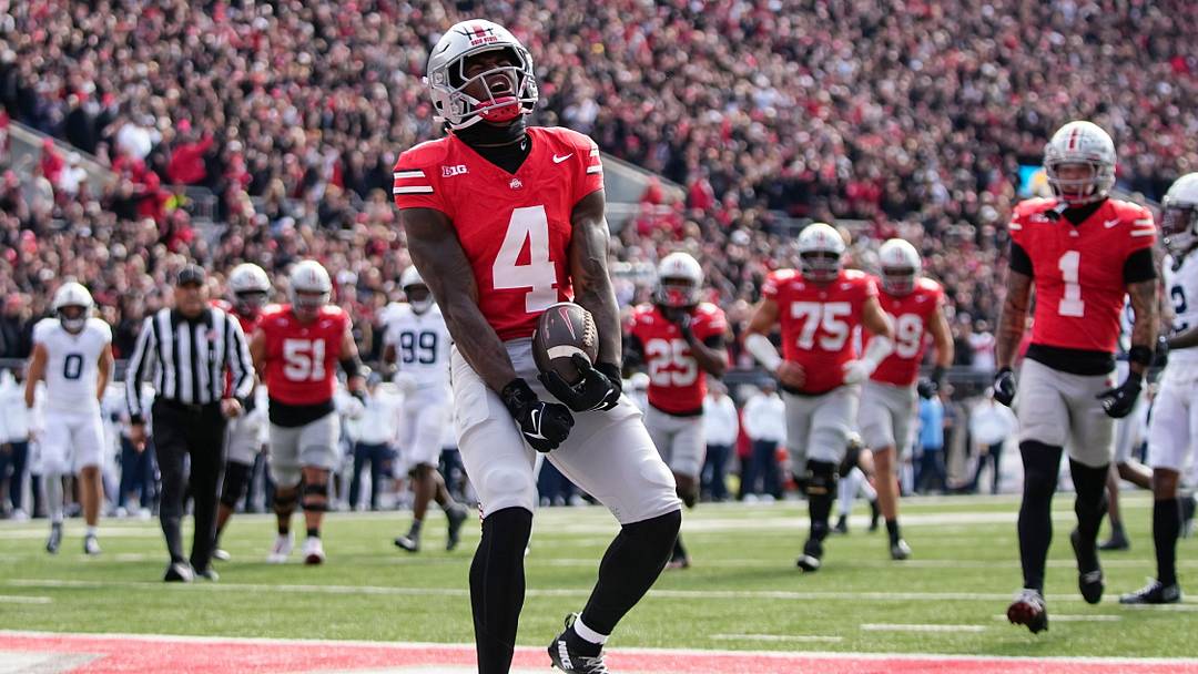 Ohio State receiver Jeremiah Smith celebrates a touchdown against Penn State