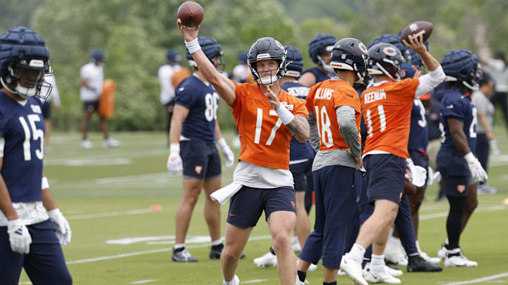 Tyson Bagent throws with the QBs during Bears minicamp.