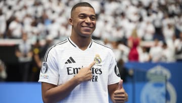 Mbappé abriu mão de muito dinheiro para fechar com o Real Madrid.