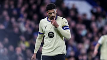 Araújo vive momento delicado na carreira