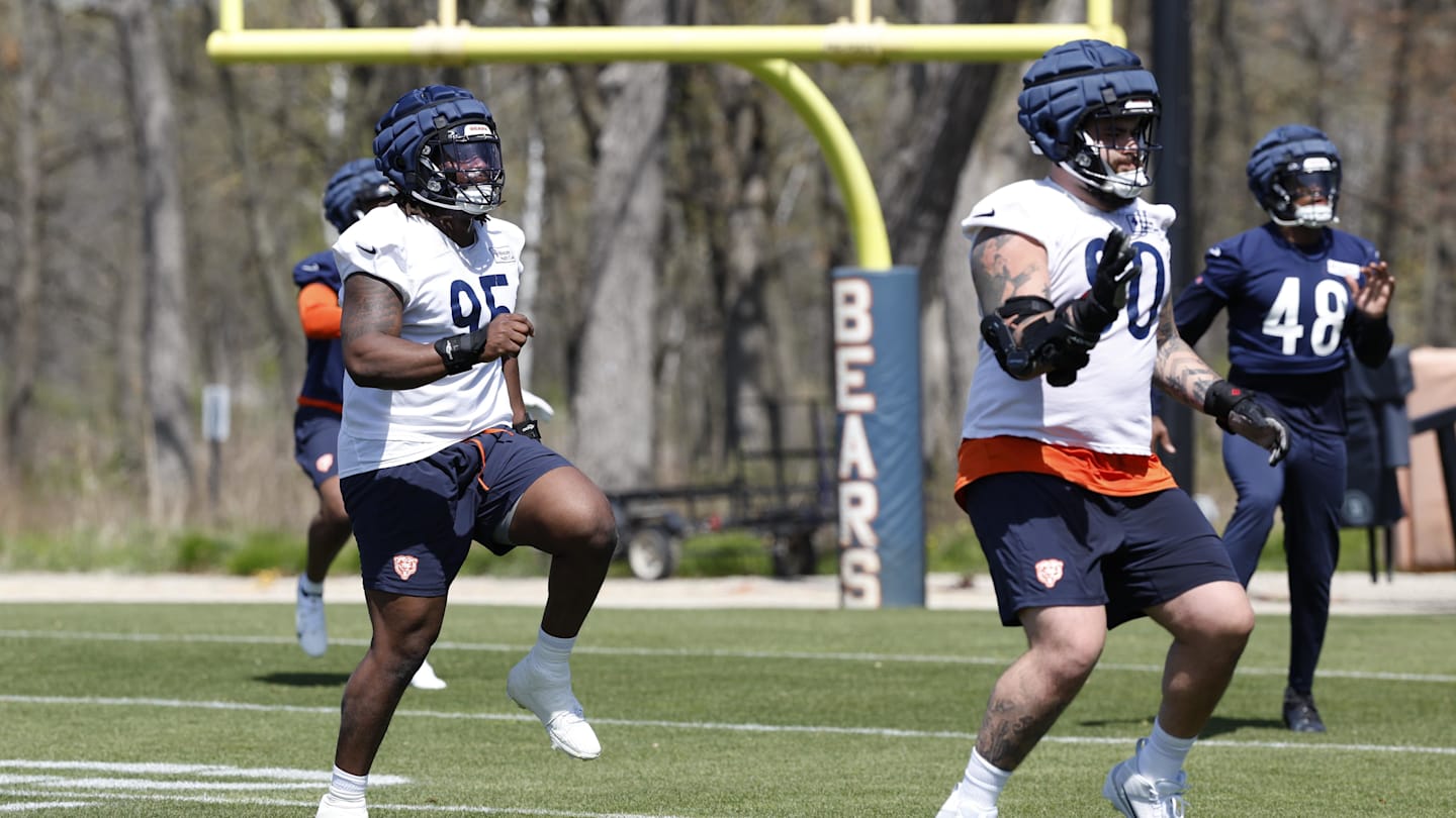 Chicago Bears Rookie Shemar Turner Expected Out Four Weeks With Ankle Injury