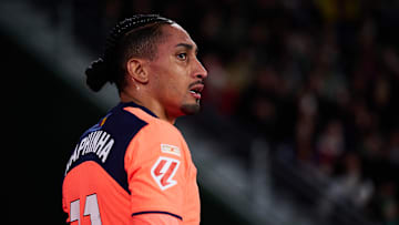 Raphinha pourrait manquer le choc face à l'Atlético.