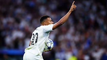 Mbappé marcou duas vezes na estreia do Real Madrid na nova edição da Champions League
