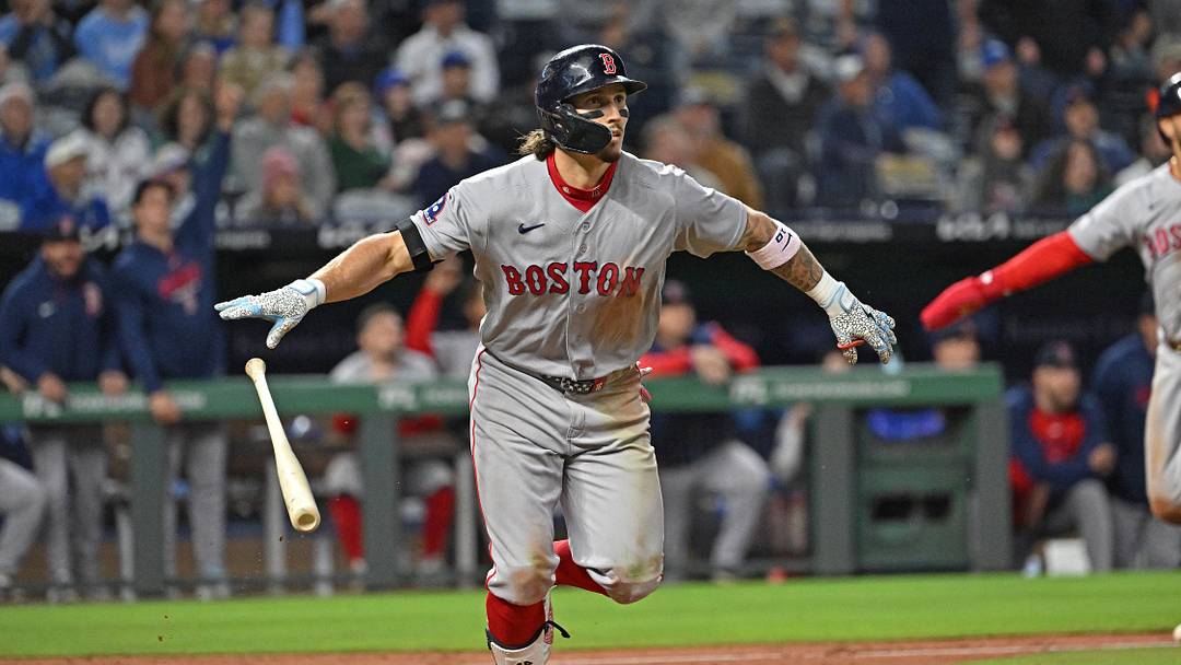 May 19, 2026; Kansas City, Missouri, USA;  Boston Red Sox left fielder Jarren Duran (16) runs to first base after hitting a three-run home run in the ninth inning against the Kansas City Royals at Kauffman Stadium. Mandatory Credit: Peter Aiken-Imagn Images