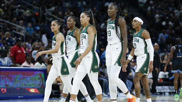 Aug 19, 2025; Chicago, Illinois, USA; Seattle Storm guard Skylar Diggins (4), forward Nneka Ogwumike (3), forward Gabby Williams (5), forward Ezi Magbegor (13) and guard Brittney Sykes (20) walk back to the bench during the second half of a WNBA game against the Chicago Sky at Wintrust Arena. Mandatory Credit: Kamil Krzaczynski-Imagn Images