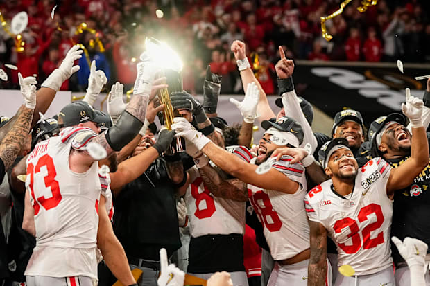 Ohio State Buckeyes celebrate their 34-23 win over Notre Dame 