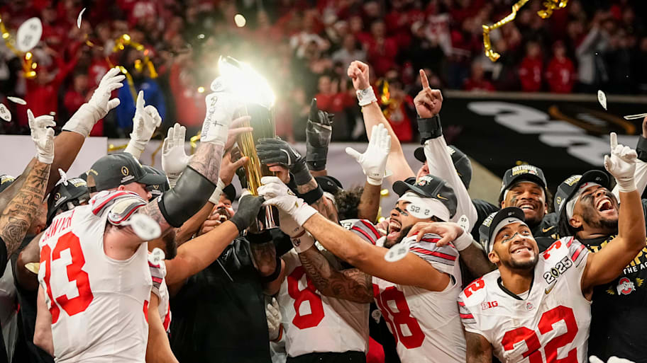 Ohio State Buckeyes celebrate their 34-23 win over Notre Dame