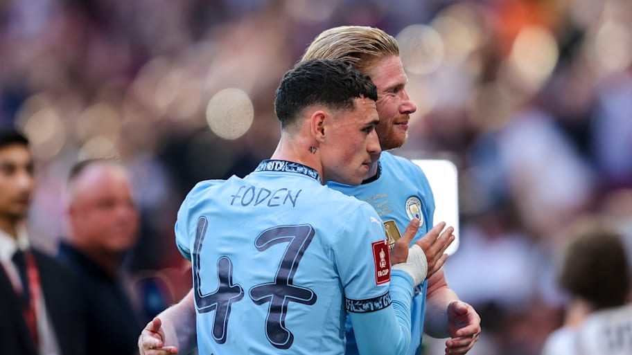 Phil Foden (left) and Kevin De Bruyne.