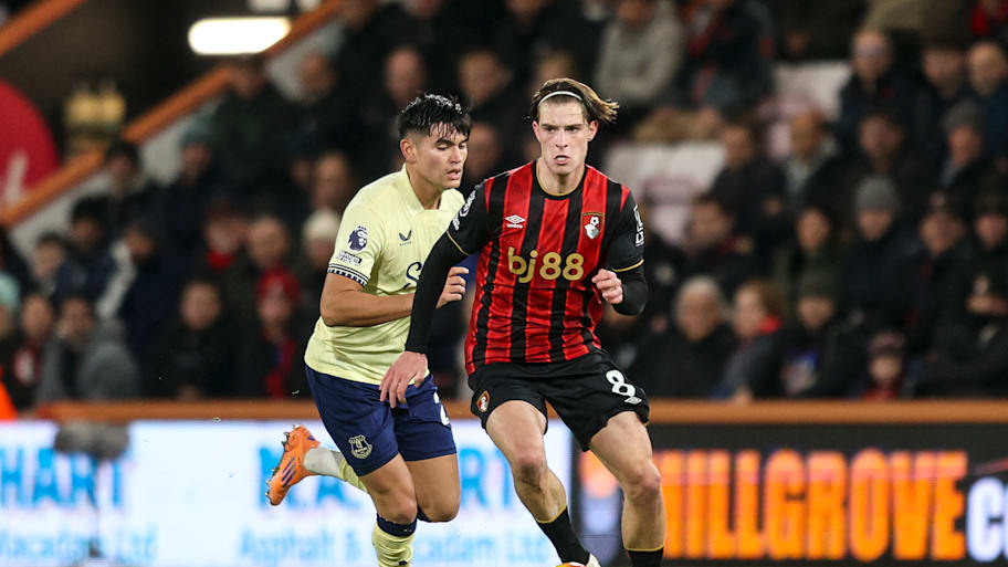 Charly Alcaraz, Alex Scott