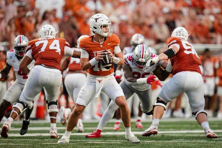 Texas quarterback Arch Manning