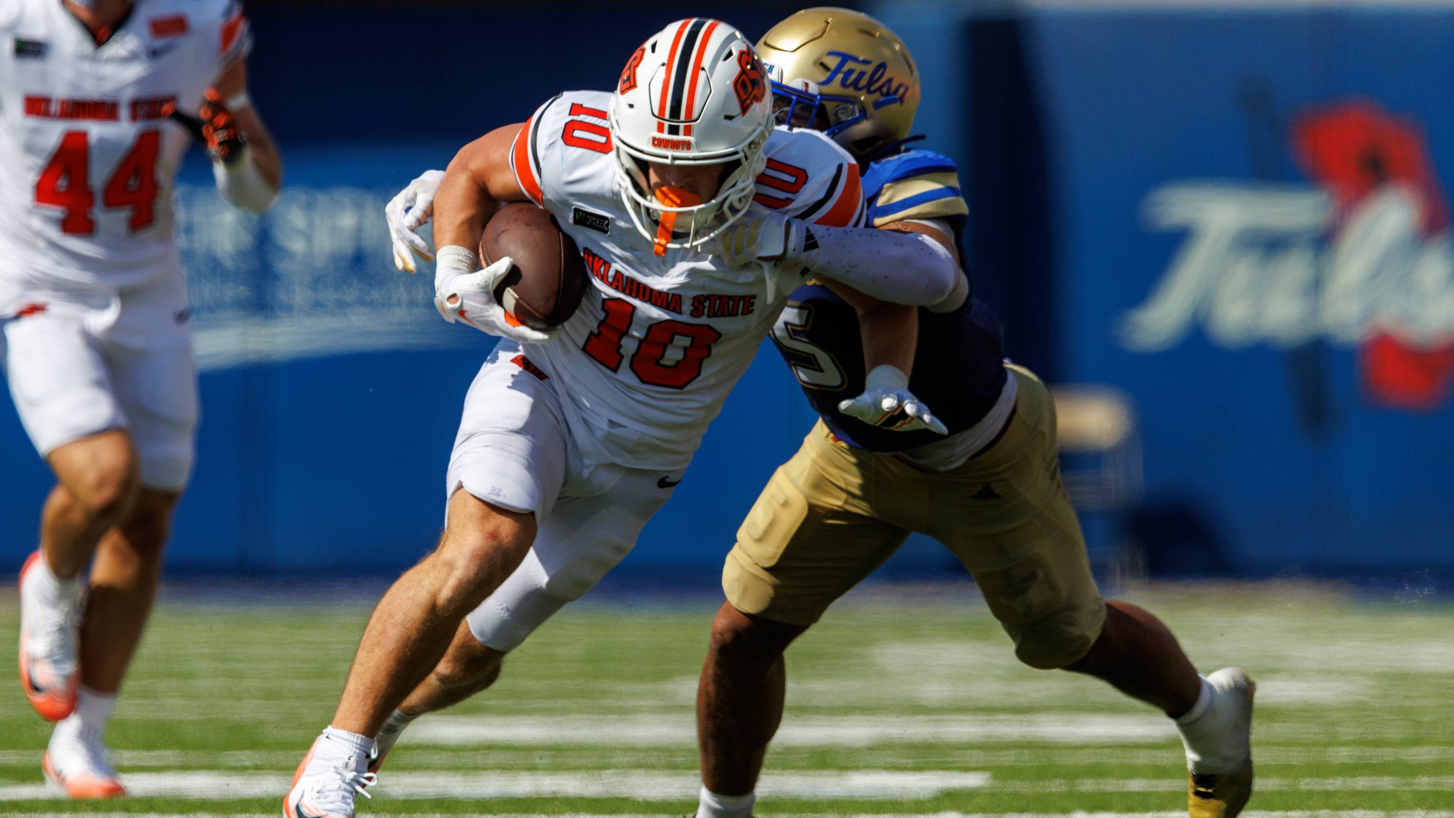 Oklahoma State Football Sputters, Loses to Tulsa in Eric Morris’ Debut