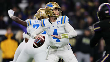 UCLA v Washington