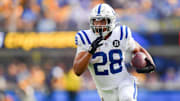 Oct 19, 2025; Inglewood, California, USA; Indianapolis Colts running back Jonathan Taylor (28) moves the ball in the first half against the Los Angeles Chargers at SoFi Stadium. 