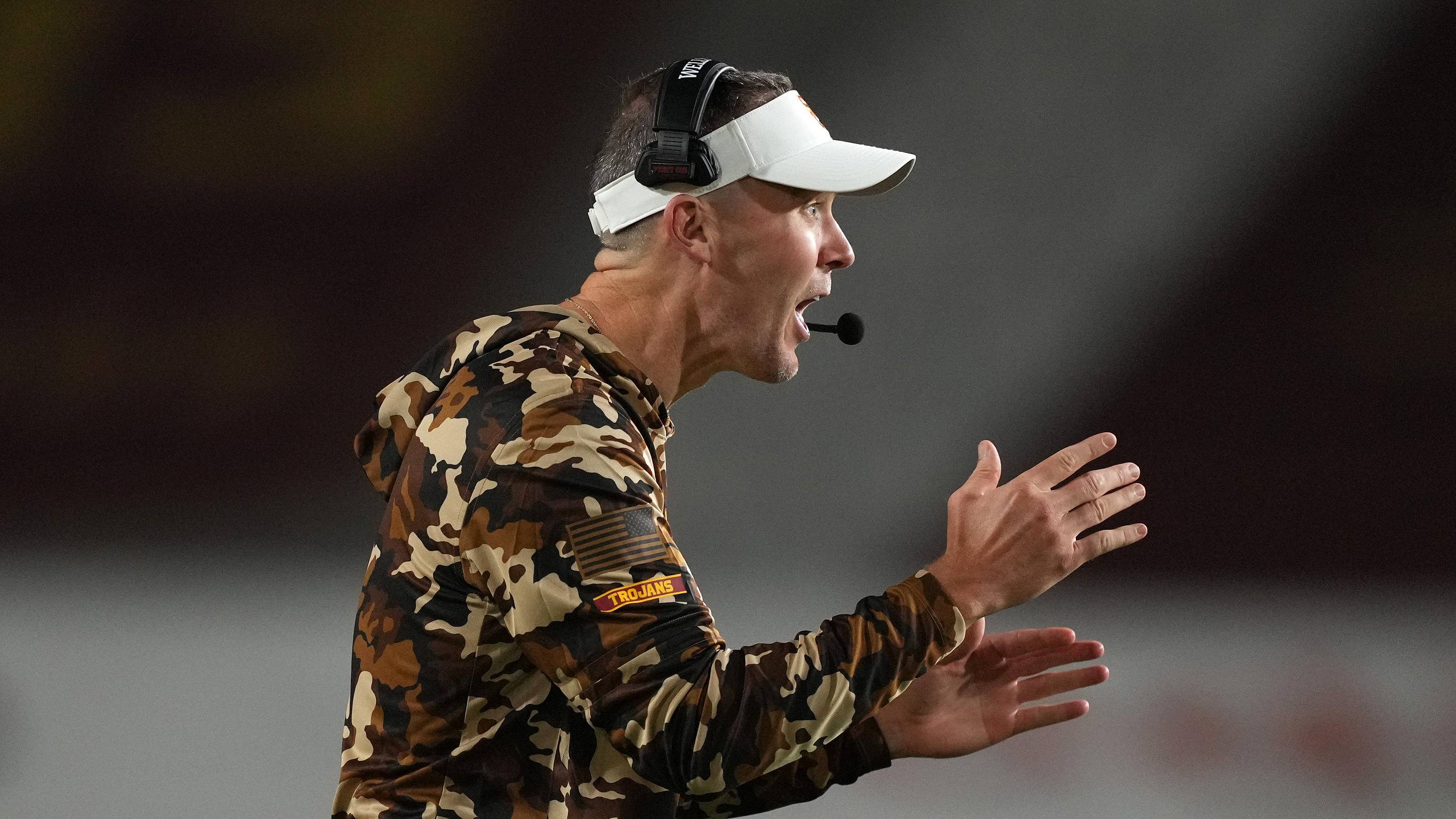 USC Trojans Defense Raises Key Questions in Louisiana Win