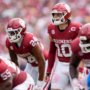 Oklahoma Sooners quarterback John Mateer