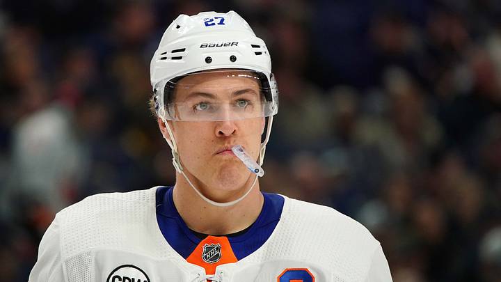 Feb 12, 2019; Buffalo, NY, USA; New York Islanders left wing Anders Lee (27) during the first period against the Buffalo Sabres at KeyBank Center. Feb 12, 2019; Buffalo, NY, USA; New York Islanders left wing Anders Lee (27) during the first period against the Buffalo Sabres at KeyBank Center.