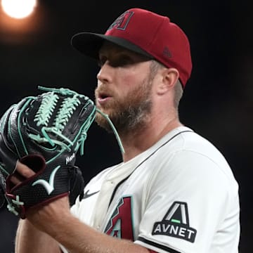 Arizona Diamondbacks right-hander Merrill Kelly (29) pitches against the San Diego Padres at Chase Field.