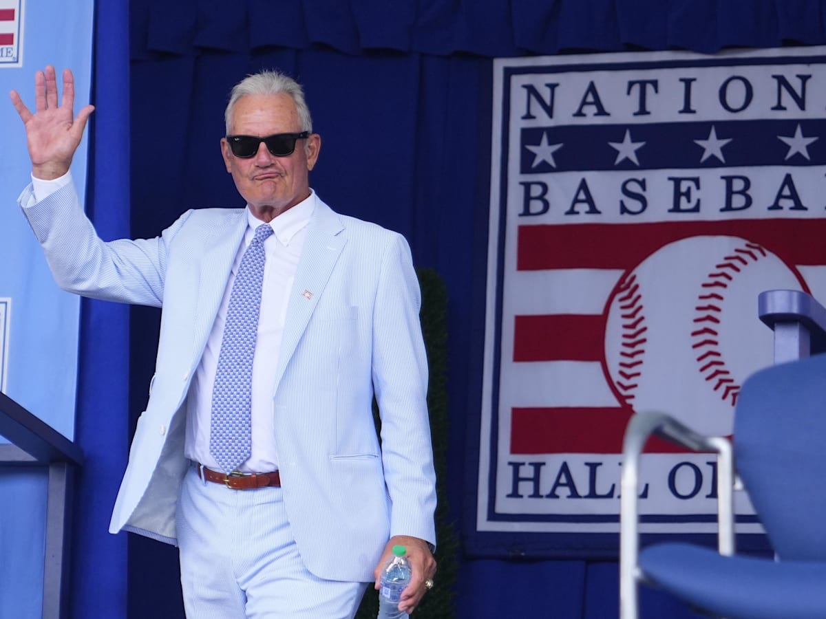Cubs legend Ryne Sandberg shares sad news about his health