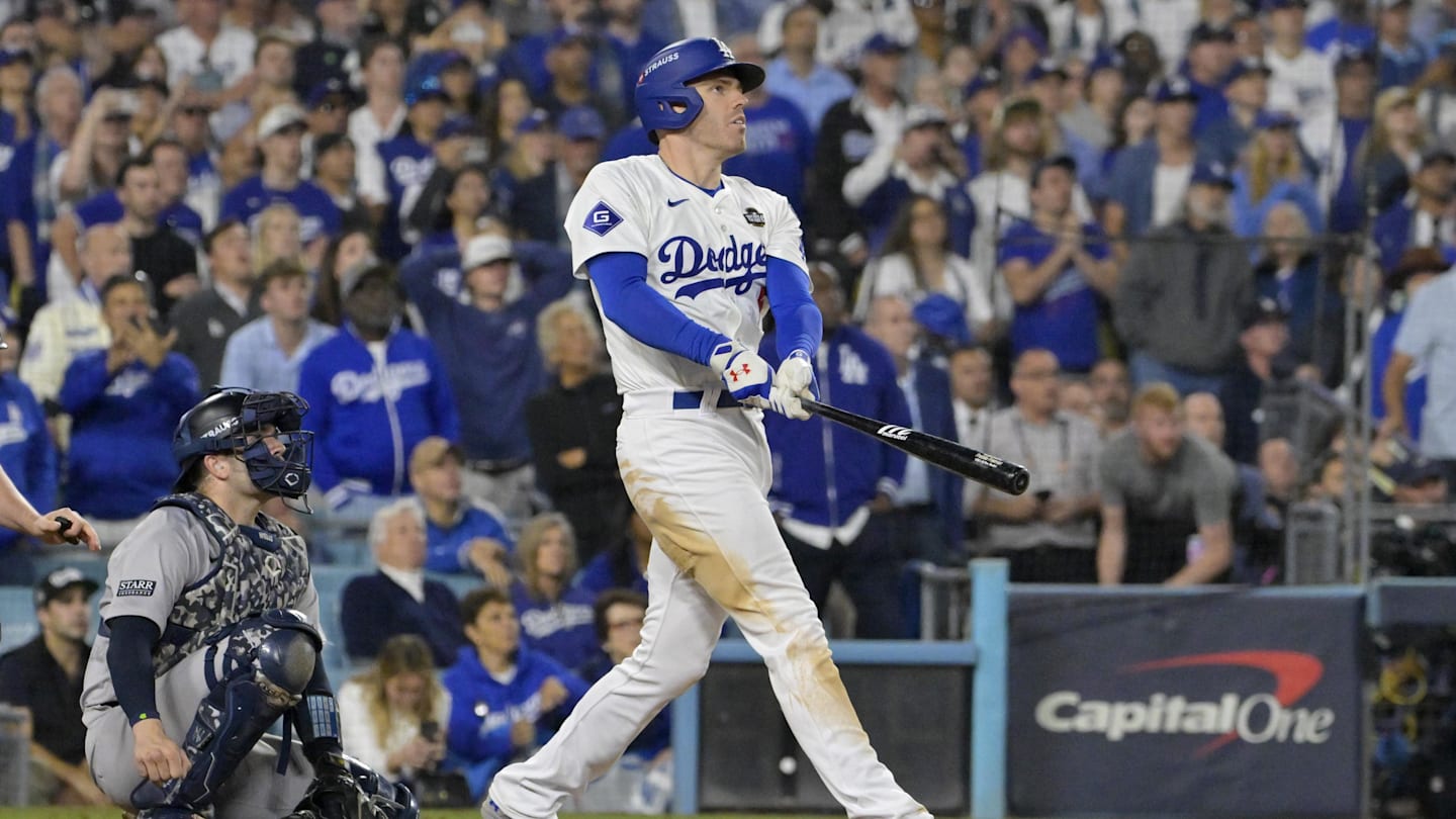 Freddie Freeman Makes History in 1st World Series Appearance Since