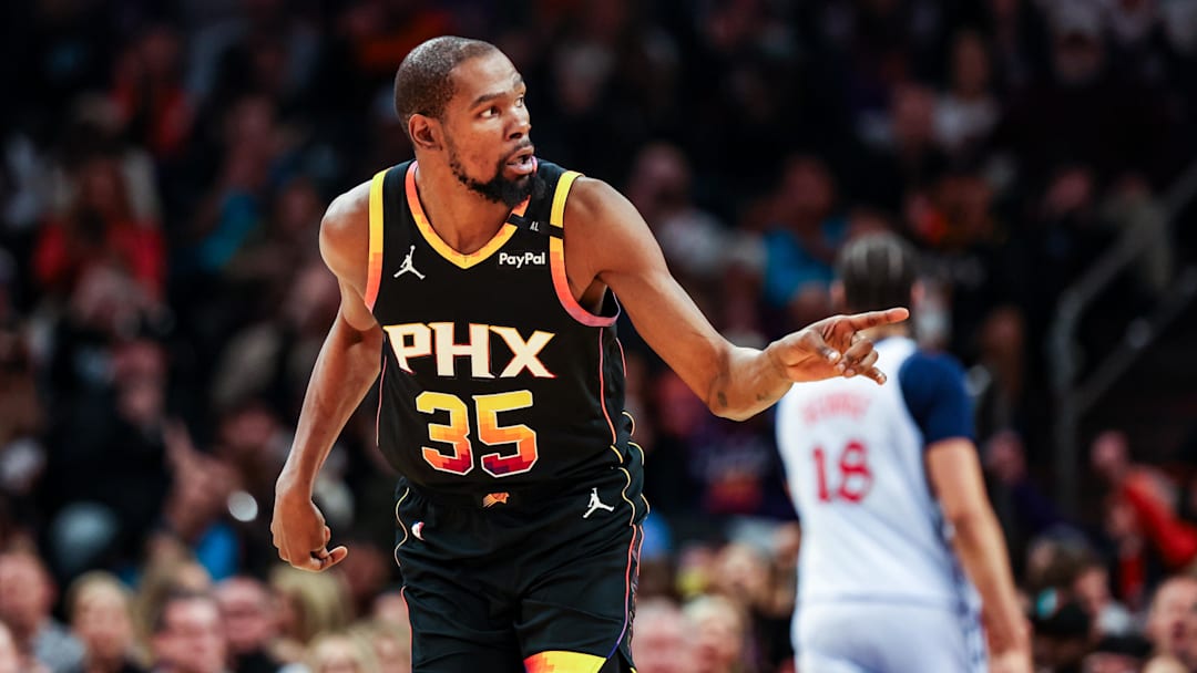 Jan 25, 2025; Phoenix, Arizona, USA; Phoenix Suns forward Kevin Durant (35) reacts after he made a three point shot during the fourth quarter against the Washington Wizards at Footprint Center. Mandatory Credit: Aryanna Frank-Imagn Images