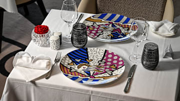 Princess Cruises is setting a new standard for romantic dining with Love by Britto. Image courtesy Princess Cruises