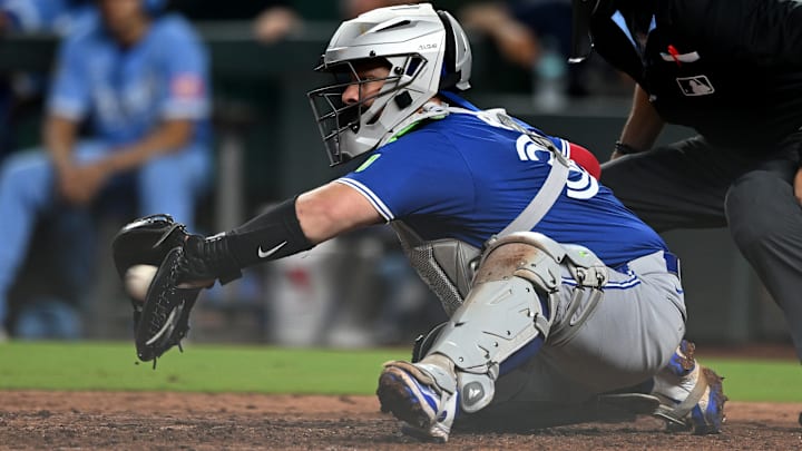 Alejandro Kirk, catcher de los Blue Jays de Toronto, es un maestro de la zona de strikes Alejandro Kirk, catcher de los Blue Jays de Toronto, es un maestro de la zona de strikes