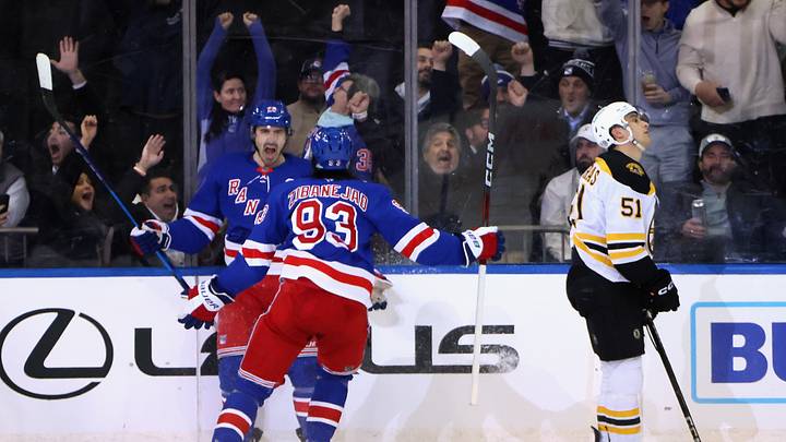 Boston Bruins v New York Rangers