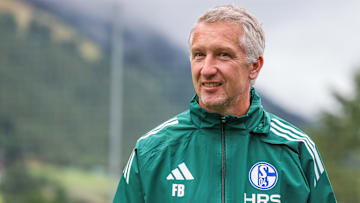 Frank Baumann plant den Kader des FC Schalke